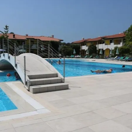 Enjoy The Sun From The Garden Of Our Flat * San Michele al Tagliamento